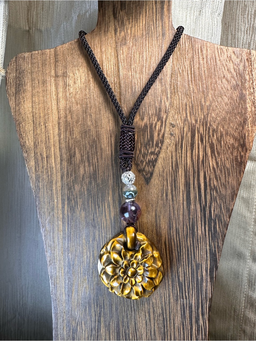 Tiger’s Eye Flower Pendant Necklace with Amethyst and Agate on Brown Rope - Picture 5 of 14